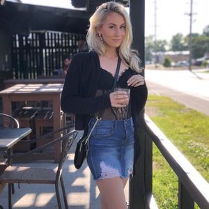 Meet your Posher, Molly